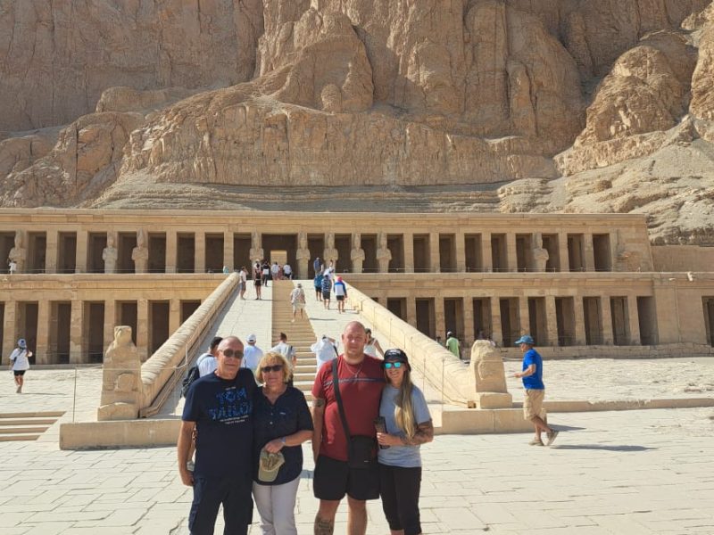 Luxor Day Tour from Hurghada: Explore Ancient Wonders